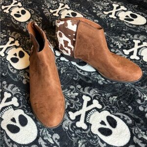 True Craft Brown Cow Print Ankle Boots | Western Style Booties Size 8.5